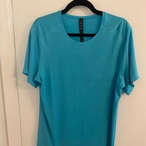 Lululemon Mens fast and free Shirt